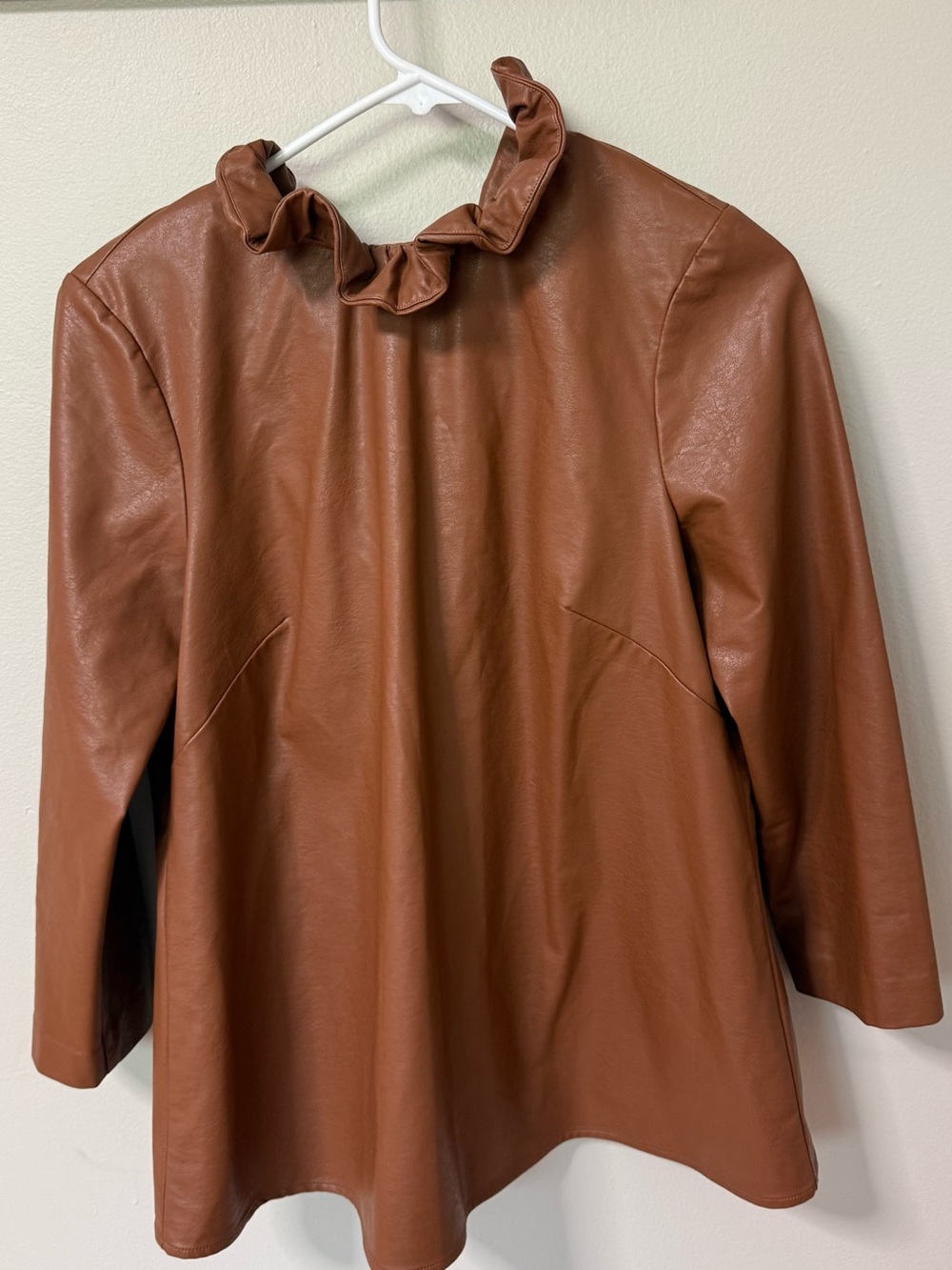 Tuckernuck Faye Faux Leather Top Women Small Brown Ruffle Tie Back Blouse Chic